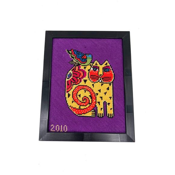 Laurel Burch design framed needle art cat and bird - Picture 3 of 3